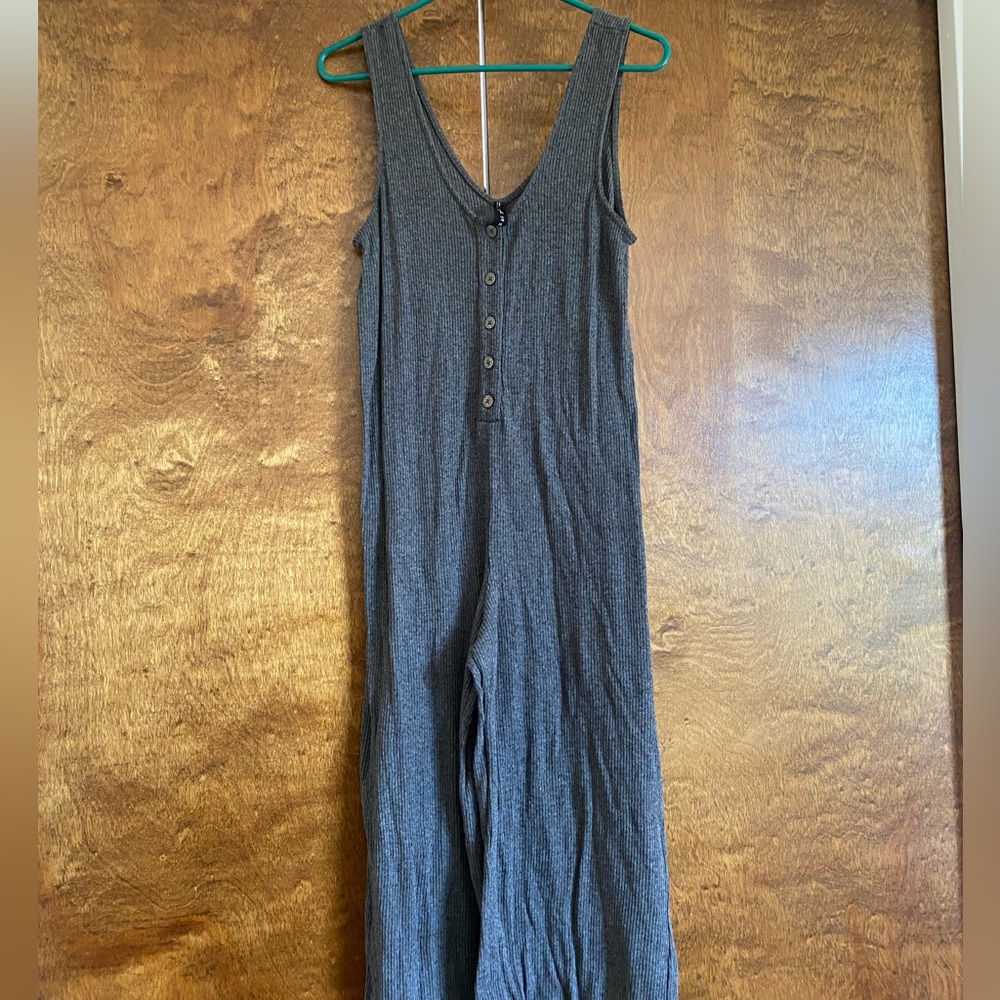 Overalls - Picture 2 of 8